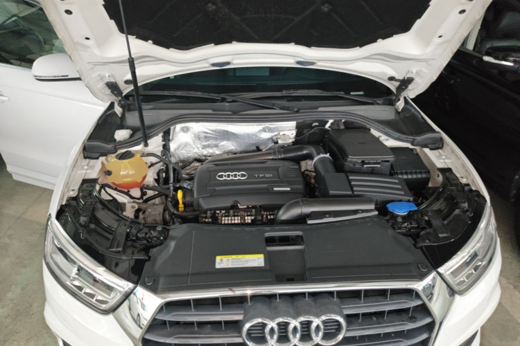 Audi Q3 2018 #22 Audi Q3 2018 car image #22
