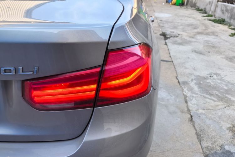 BMW 3 Series 2016 #8 BMW 3 Series 2016 car image #8