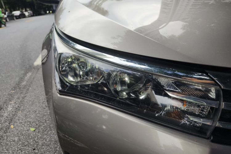Toyota Corolla 2015 car image #8