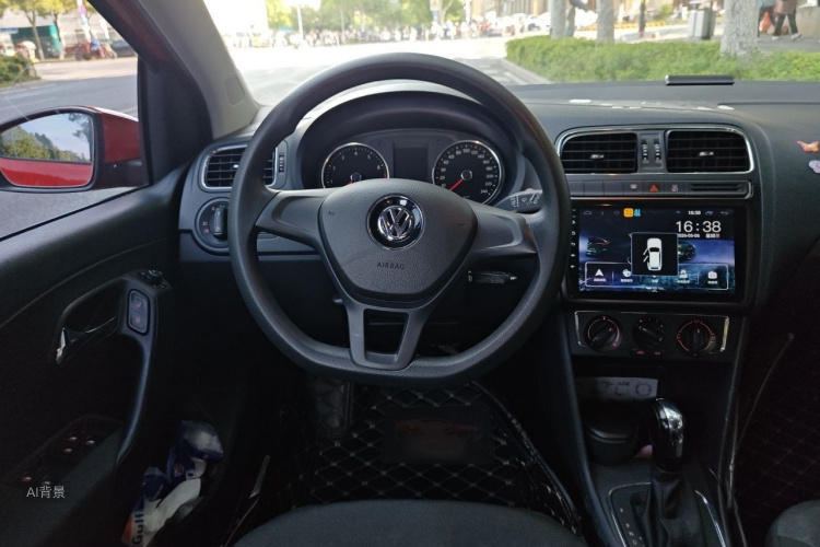 Volkswagen Polo 2015 #12 Volkswagen Polo 2015 car image #12