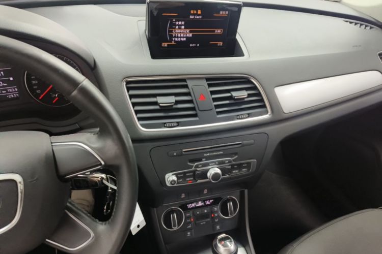 Audi Q3 2016 #13 Audi Q3 2016 car image #13