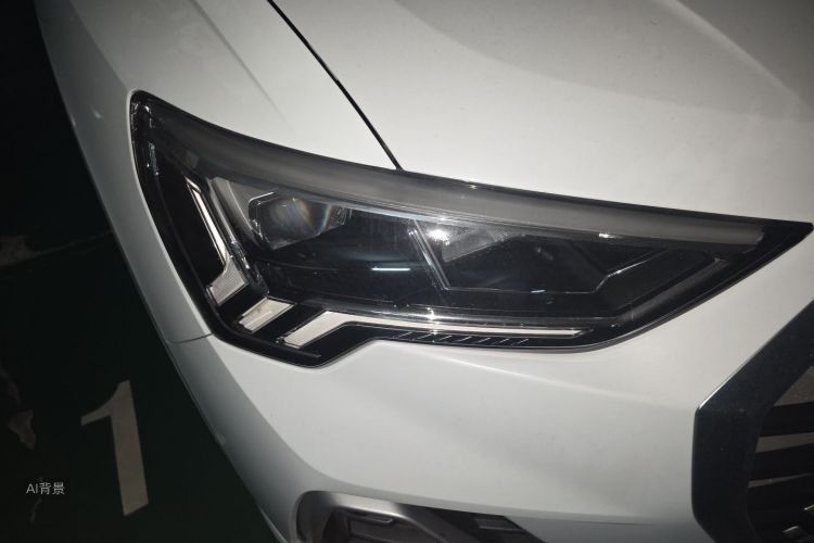 Audi Q3 2019 #8 Audi Q3 2019 car image #8