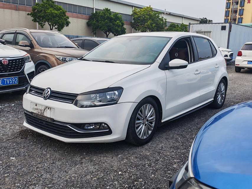 Volkswagen Polo 2017 Volkswagen Polo 2017 car image
