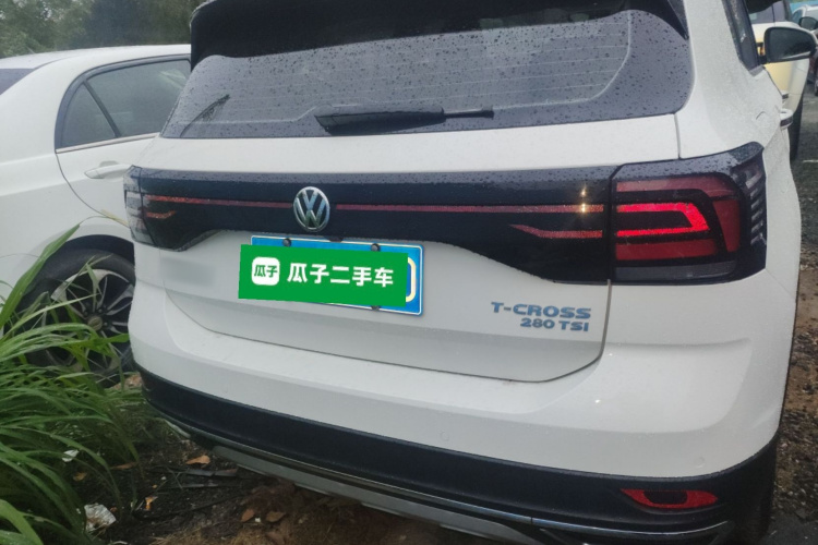 Volkswagen T-Cross 2020 изображение автомобиля #4