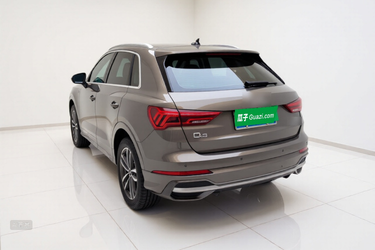 Audi Q3 2021 immagine di auto #5