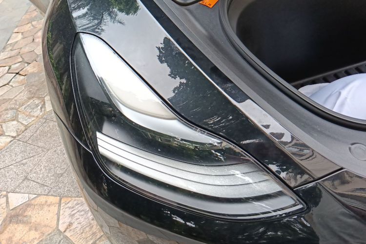 Tesla Model Y 2021 #8 Tesla Model Y 2021 car image #8