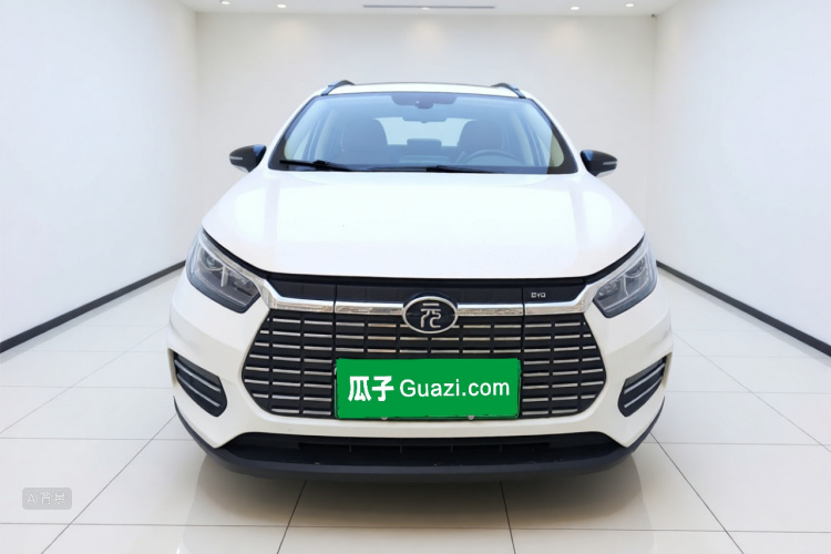 BYD Yuan New Energy 2019 immagine di auto #3