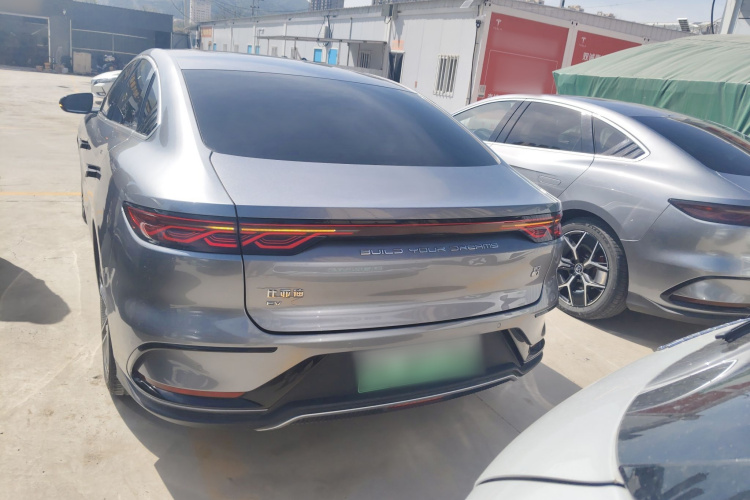 BYD Han 2023 car image #4
