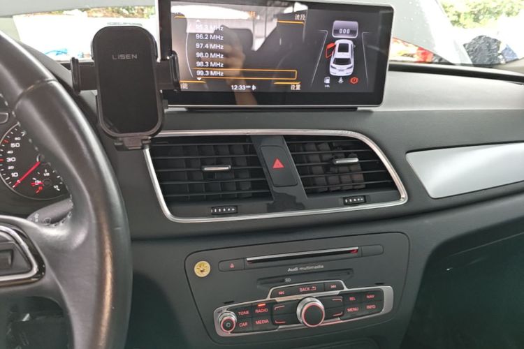 Audi Q3 2017 #13 Audi Q3 2017 car image #13