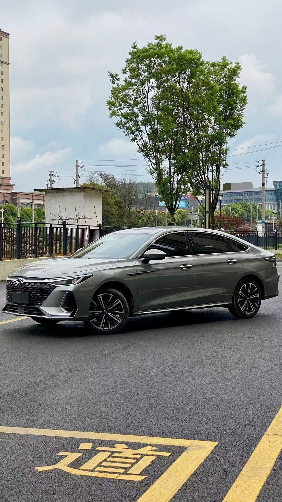 Chery Arrizo 8 2025 car image 