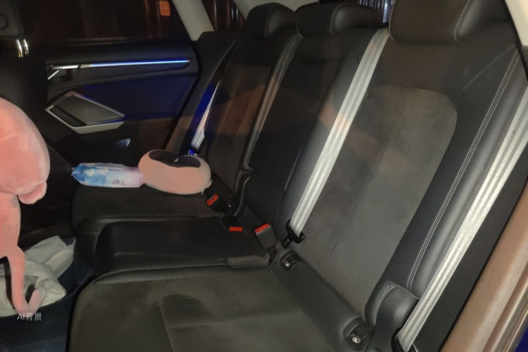 Audi Q3 2019 immagine di auto #19