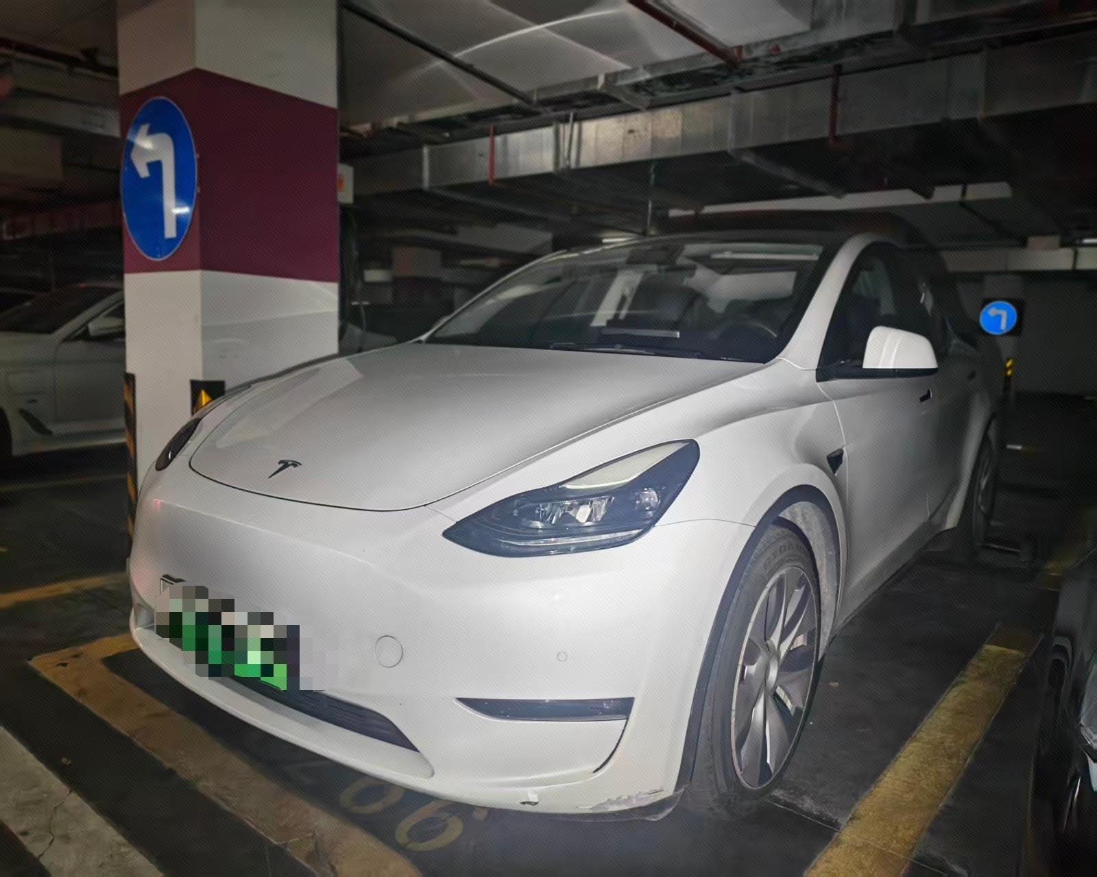 Tesla Model Y 2021 изображение автомобиля 