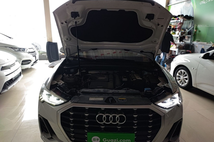 Audi Q3 2019 #20 Audi Q3 2019 car image #20