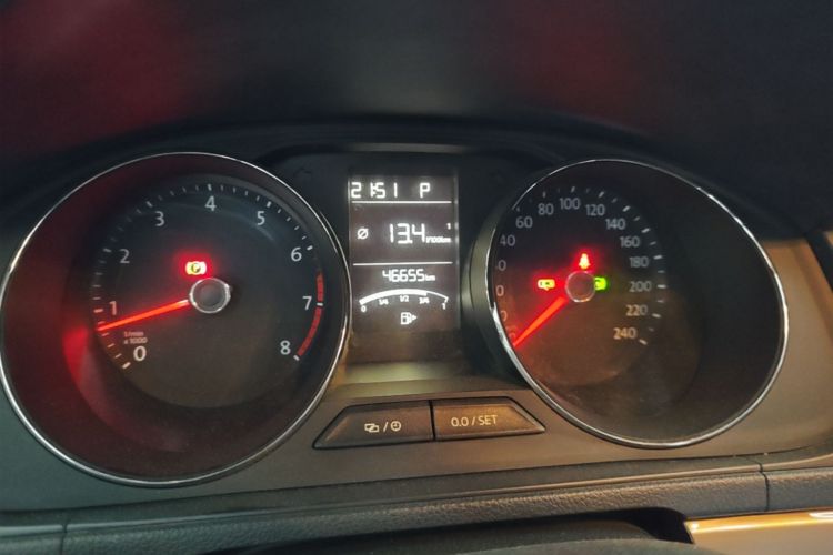 Volkswagen Lavida 2016 car image #12