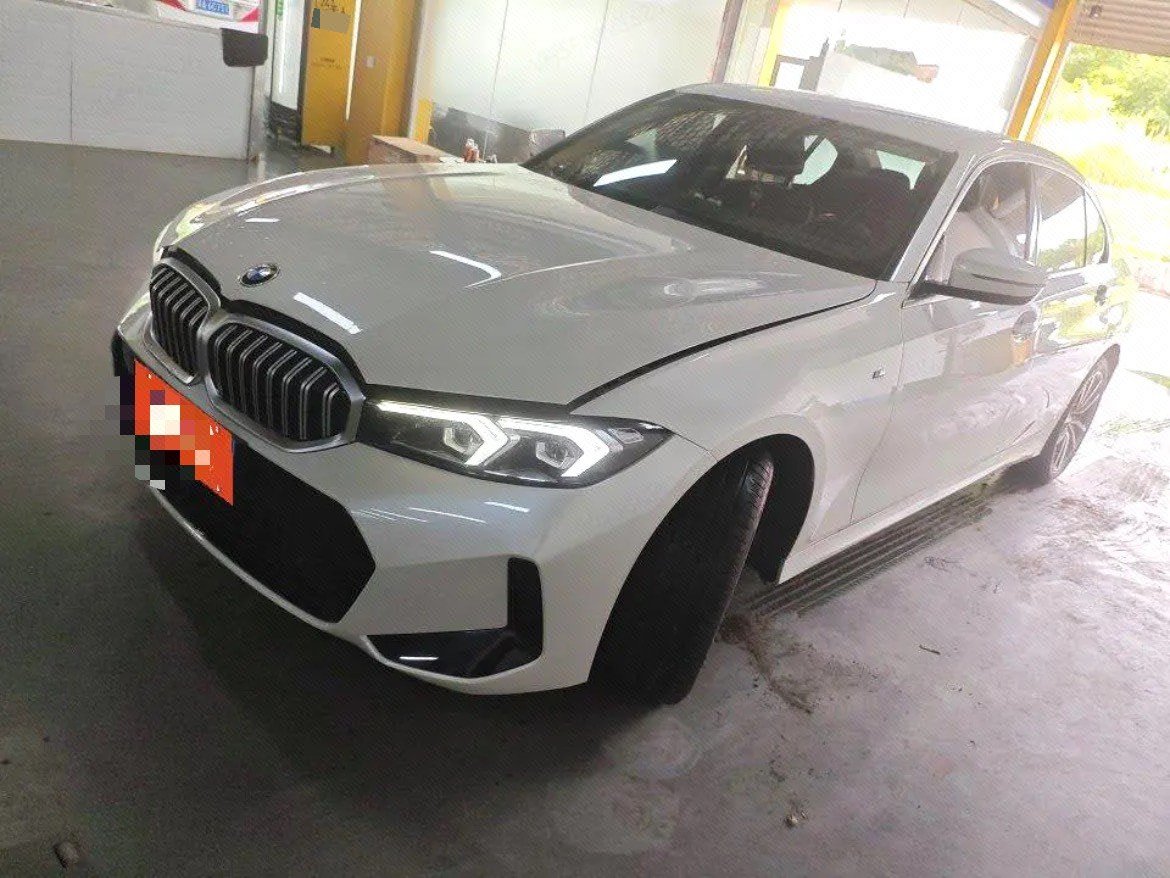 BMW 3 Series 2023 car image 