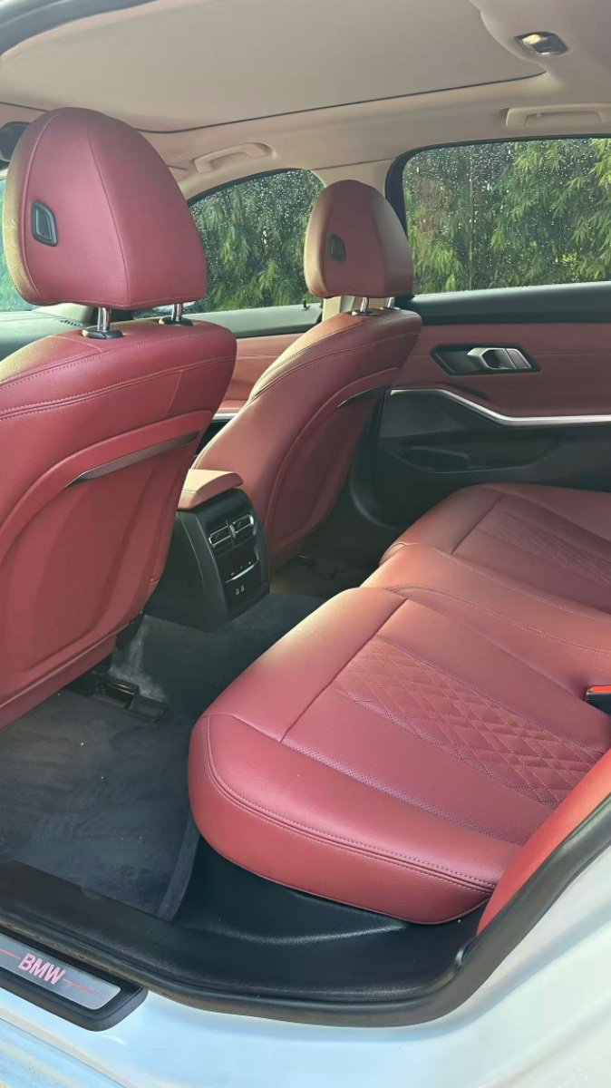 BMW i3 2025 car image #5