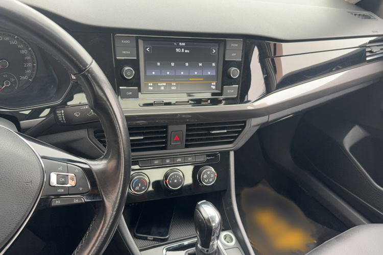 Volkswagen Bora 2019 car image #25