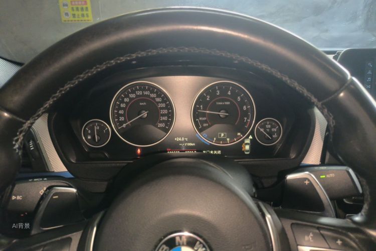BMW 3 Series 2018 immagine di auto #13