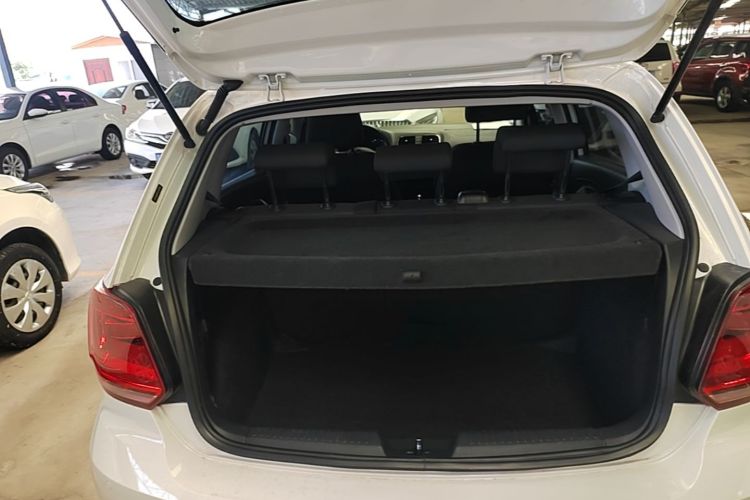 Volkswagen Polo 2018 car image #21