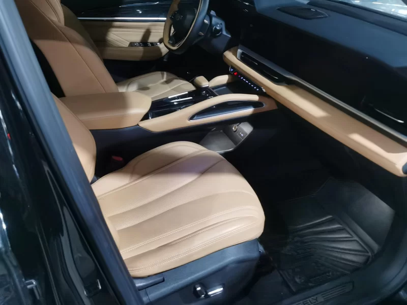 GEELY Monjaro 2025 car image #18