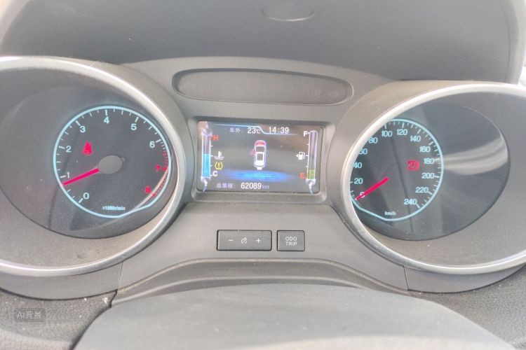 BYD Yuan 2016 car image #14