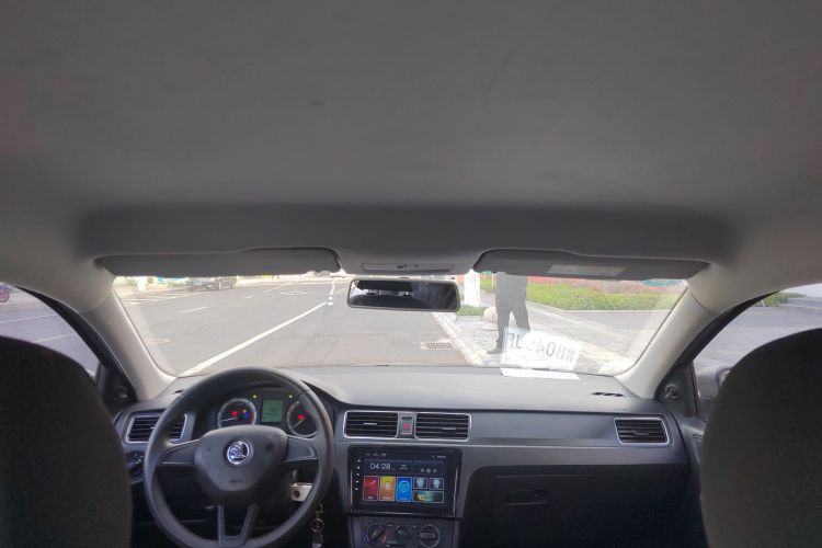 Skoda Rapid 2018 #18 Skoda Rapid 2018 image de voiture #18