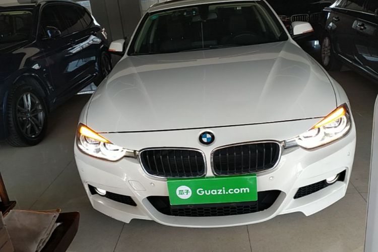 BMW 3 Series 2018 #3 BMW 3 Series 2018 car image #3