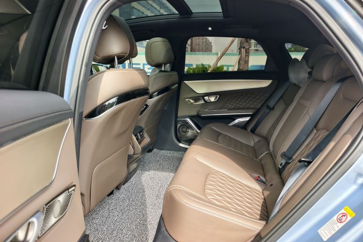 BYD Han 2023 car image #15