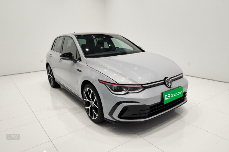 Volkswagen Golf 2023 imagen de coche #4