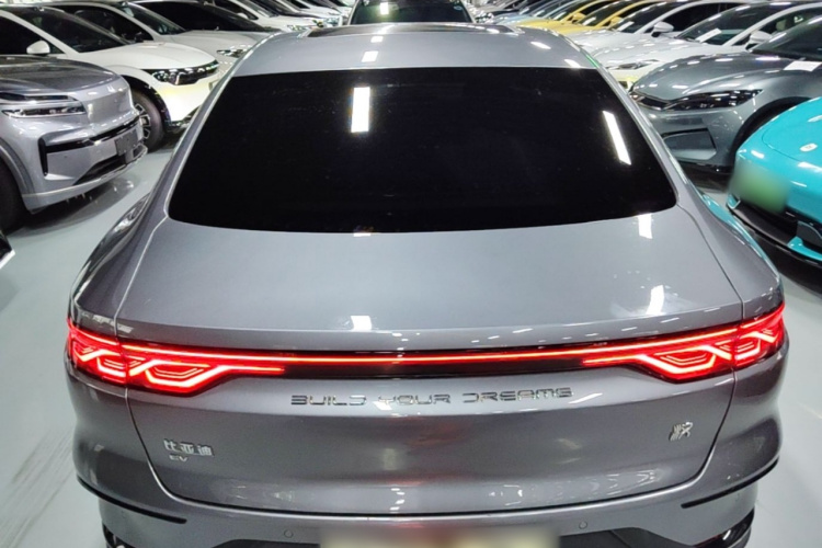 BYD Han 2023 car image #6