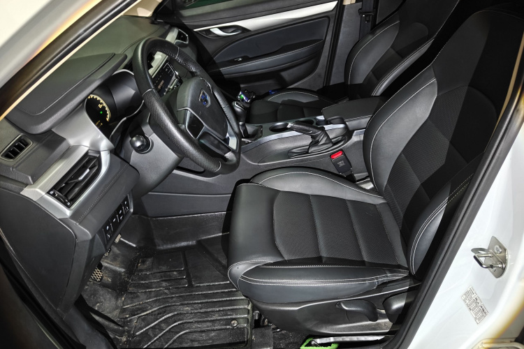 GEELY Emgrand 2018 #15 GEELY Emgrand 2018 car image #15