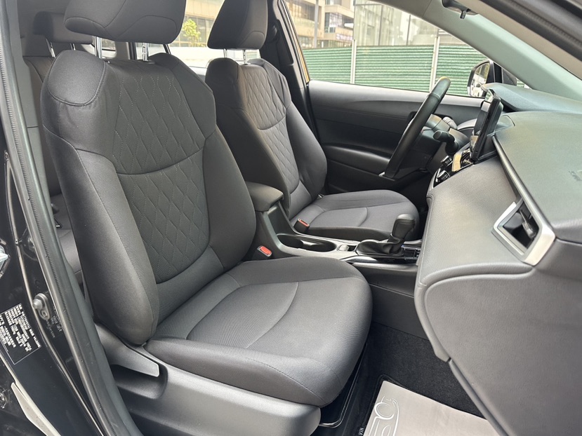 Toyota Corolla Cross 2024 car image #9