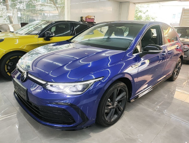 Volkswagen Golf 2021 car image 