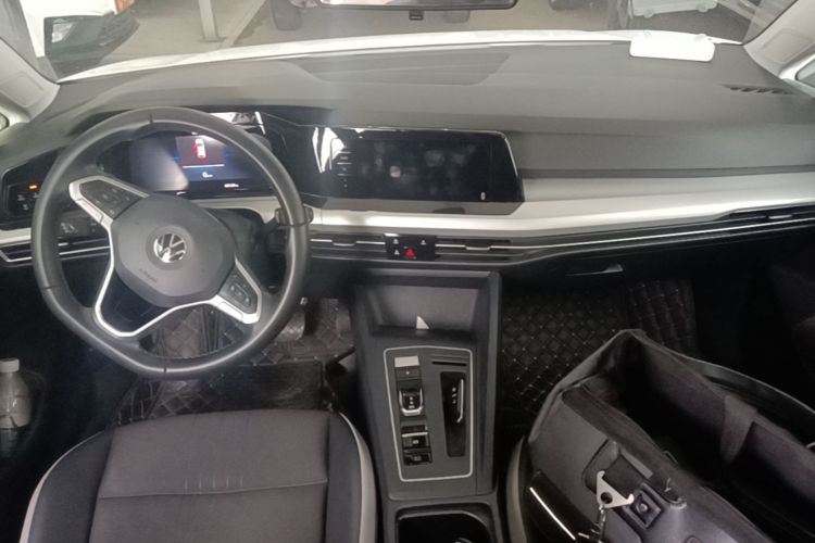 Volkswagen Golf 2021 #11 Volkswagen Golf 2021 car image #11