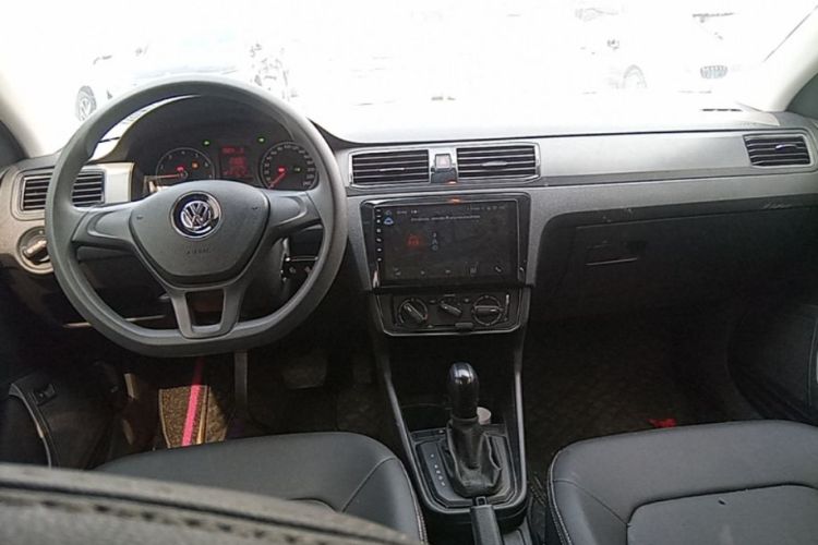 Volkswagen Santana 2023 car image #11
