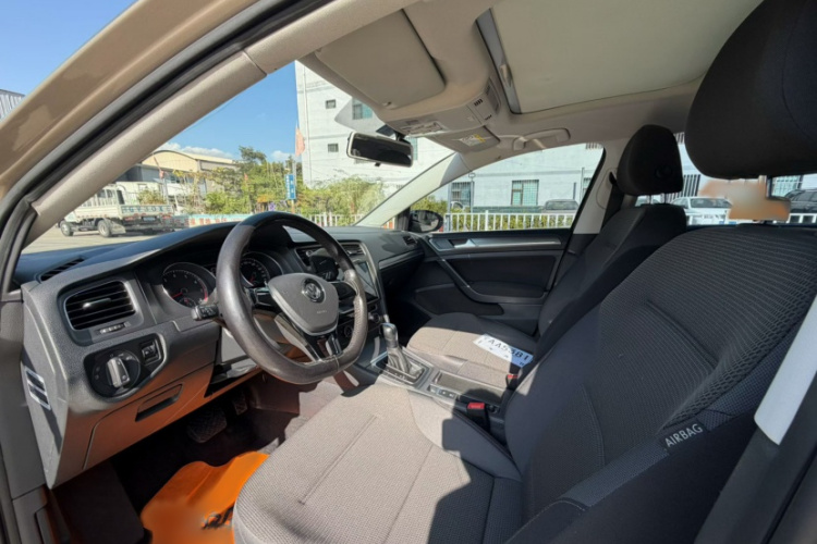 Volkswagen Golf 2017 #10 Volkswagen Golf 2017 car image #10