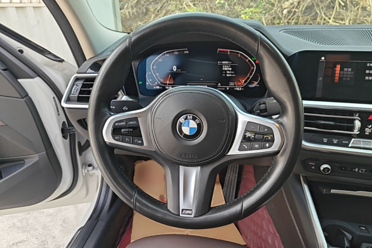 BMW 3 Series 2020 #15 BMW 3 Series 2020 car image #15