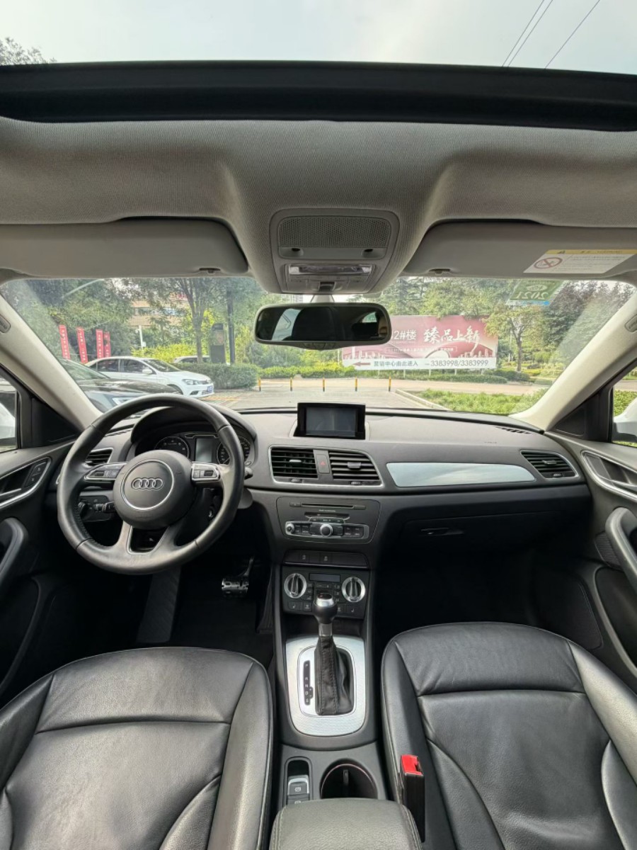 Audi Q3 2014 car image #7