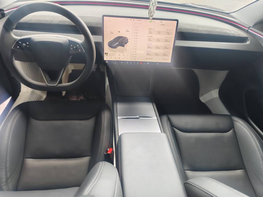 Tesla Model 3 2024 #4 Tesla Model 3 2024 car image #4