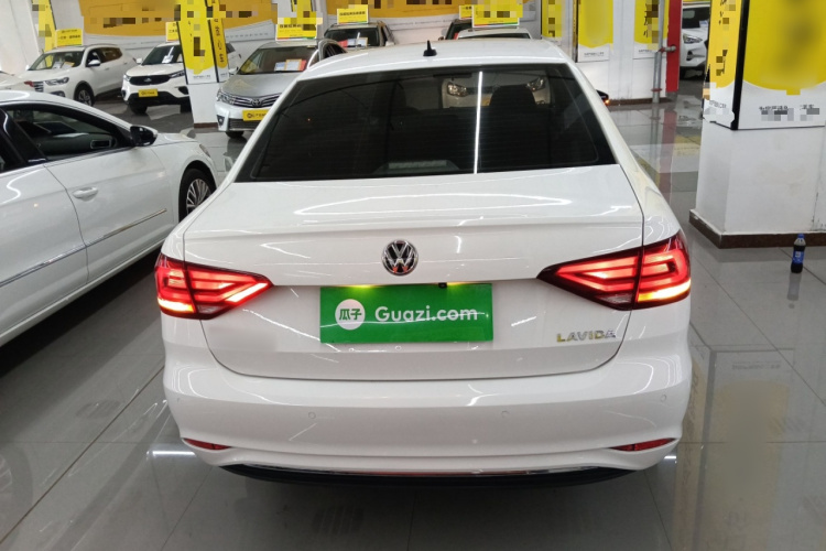 Volkswagen Lavida 2020 car image #6