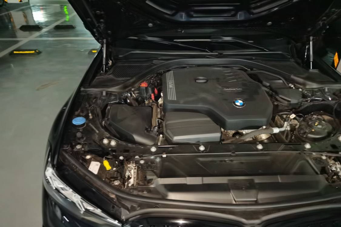 BMW 3 Series 2024 #11 BMW 3 Series 2024 car image #11