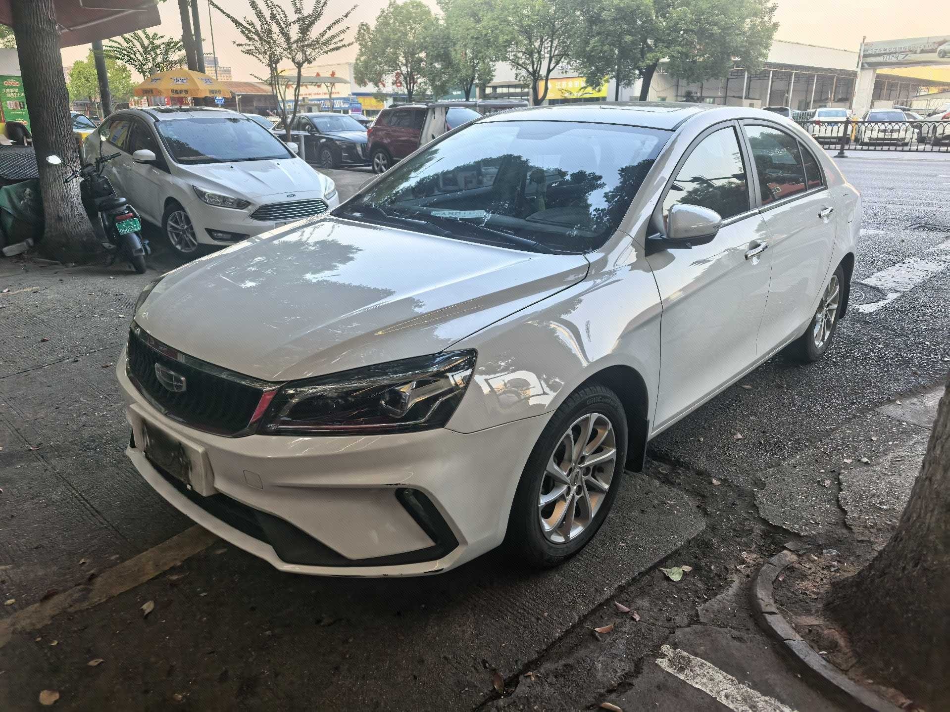 GEELY Emgrand 2021 GEELY Emgrand 2021 immagine di auto