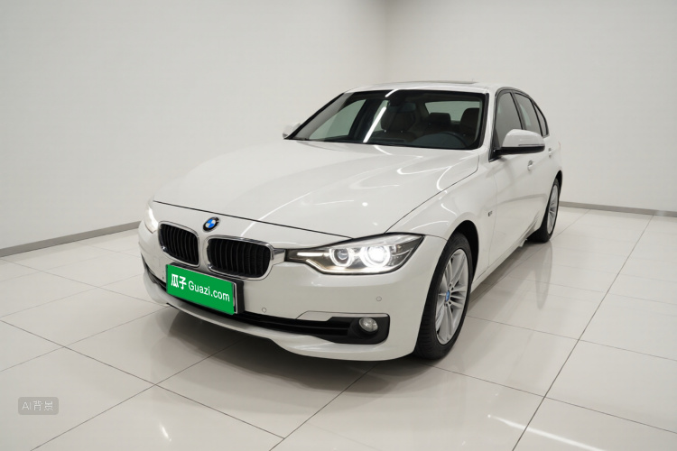 BMW 3 Series 2017 immagine di auto #2