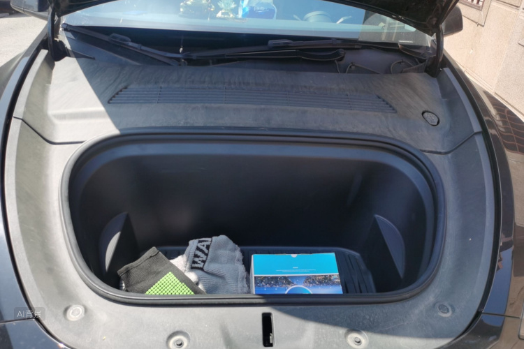 Tesla Model Y 2022 #22 Tesla Model Y 2022 car image #22