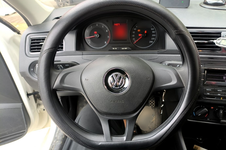 Volkswagen Santana 2019 car image #11