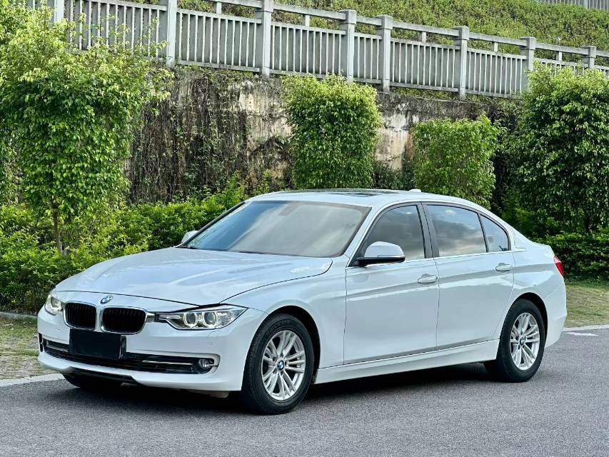 BMW 3 Series 2013 image de voiture 