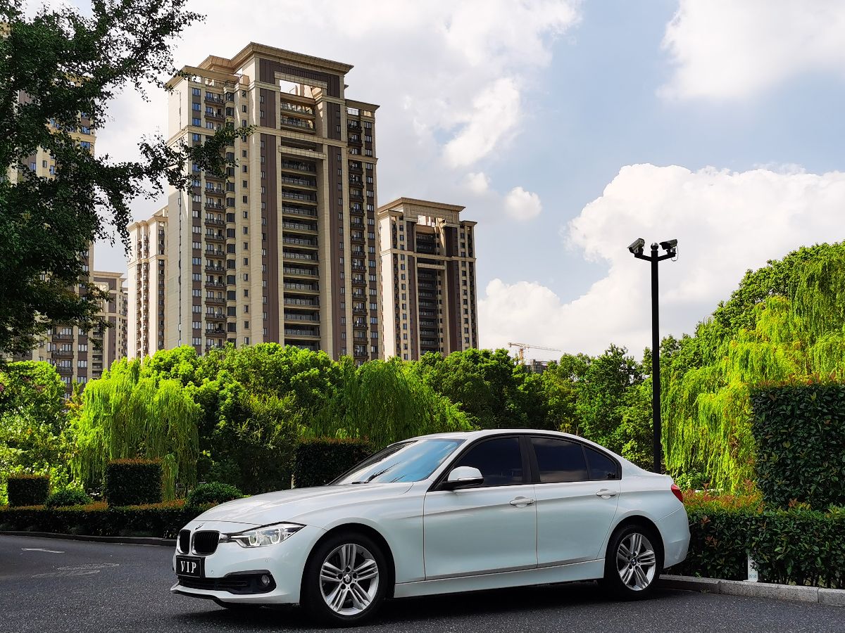 BMW 3 Series 2016 car image 