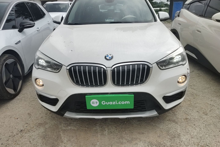 BMW X1 2019 #3 BMW X1 2019 car image #3