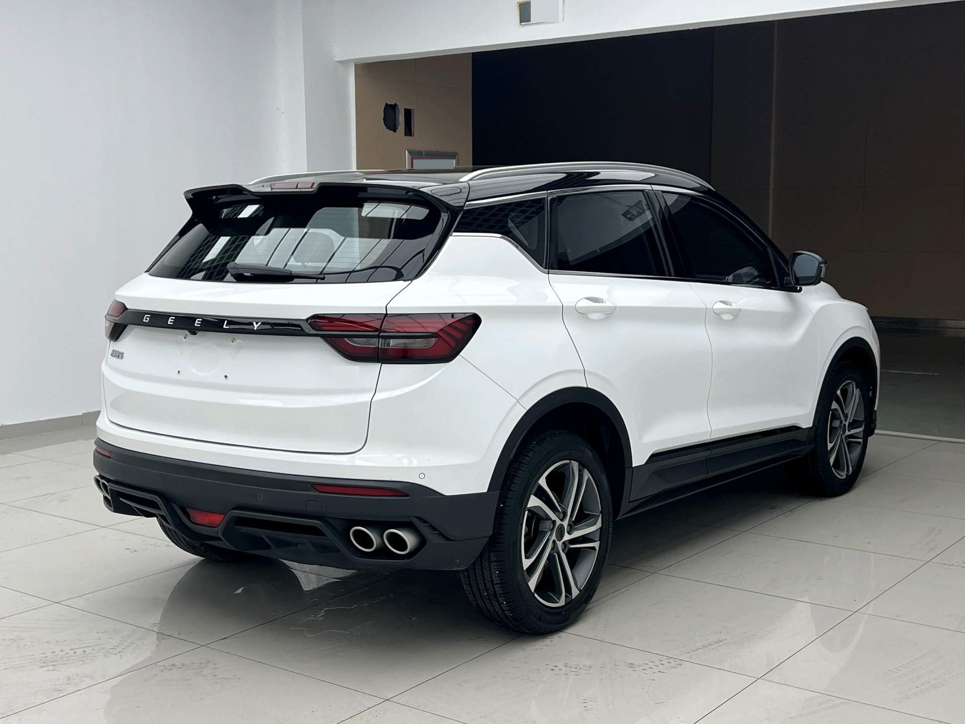 GEELY Coolray 2022 car image #10