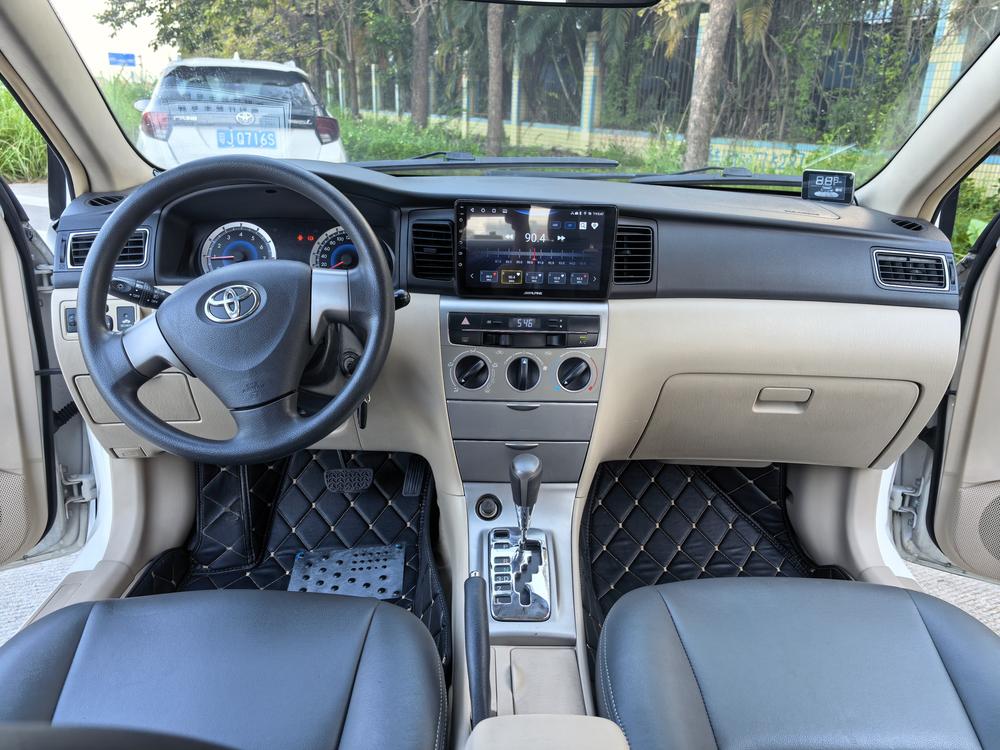 Toyota Corolla (Classic) 2013 #13 Toyota Corolla (Classic) 2013 صورة سيارة #13